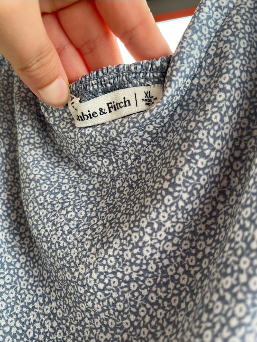 Abercrombie & Fitch Light Blue Floral Cami Tank - Picture 3 of 3